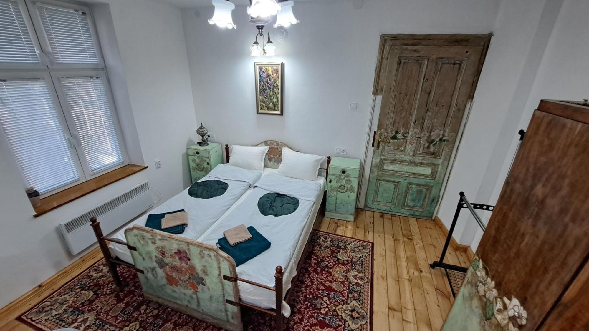 Appartamento Modern & Old Sofia Esterno foto