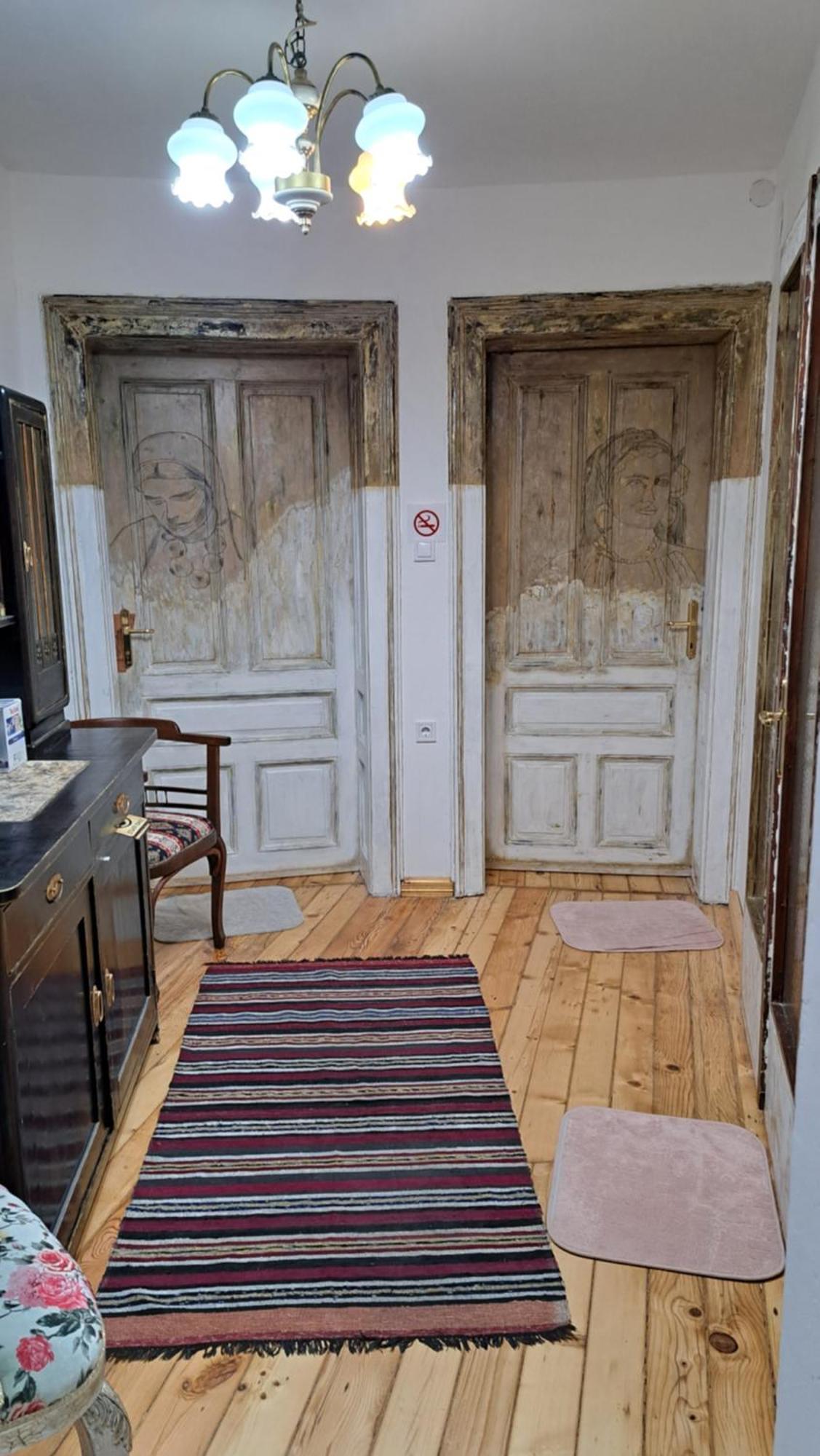 Appartamento Modern & Old Sofia Esterno foto